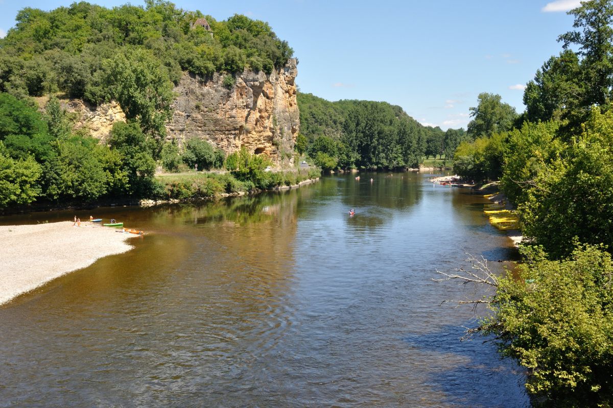 Les activites aquatiques sur le fleuve Dordogne.